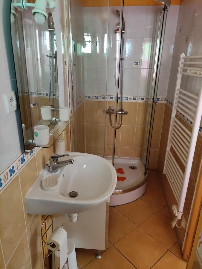 Confortable Maison De Village En Pierre Typique Moltig les Bains Екстер'єр фото